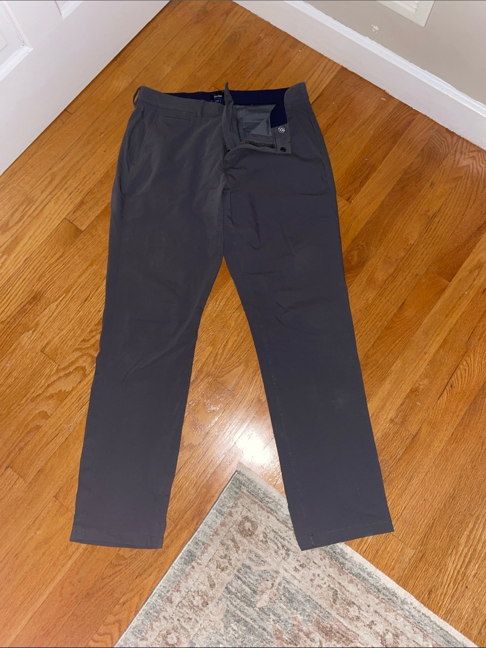 J. Crew Men's Tech Pant Charcoal Stretch Chinos